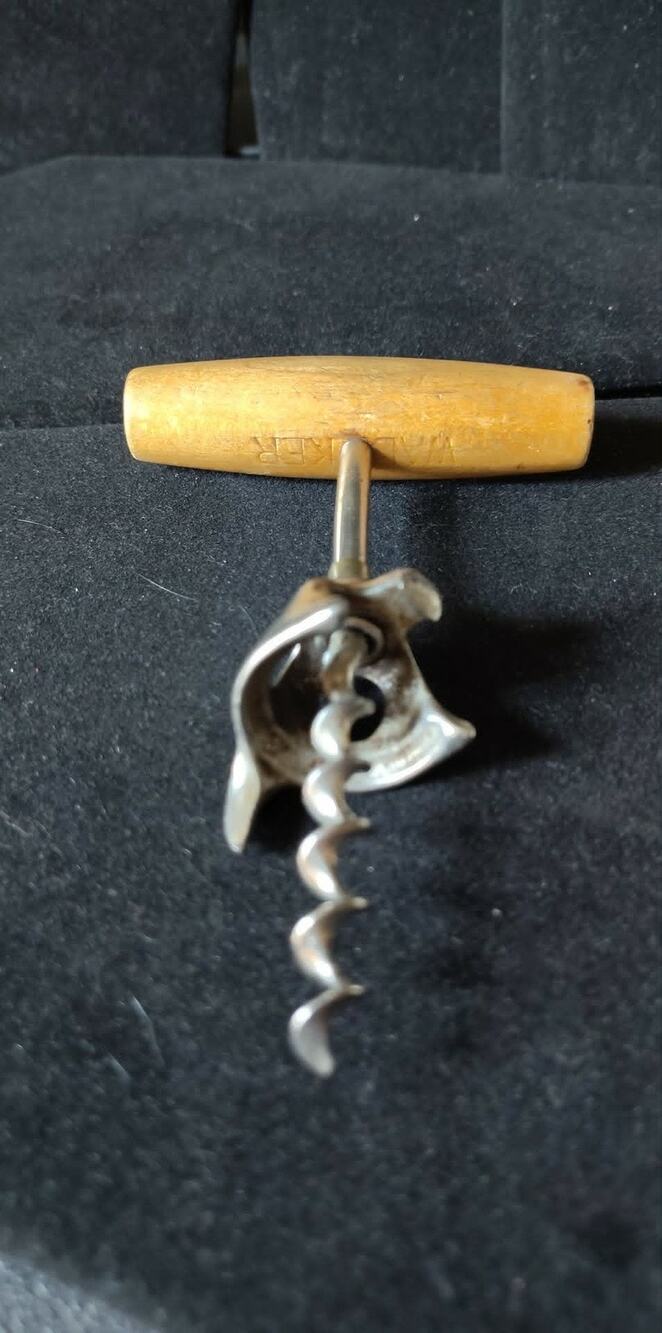 Vintage Edwin Walker wooden handled Corkscrew, very good